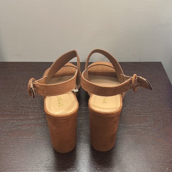 Cognac Brown Heel - Picture 3 of 4